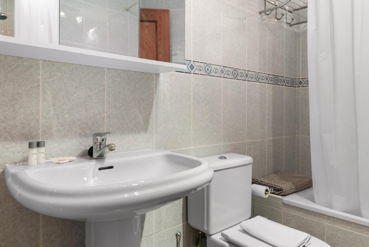 Marysol Beachclose Apartment With Pool By Costarentals - Ref 200 Benalmadena Ngoại thất bức ảnh